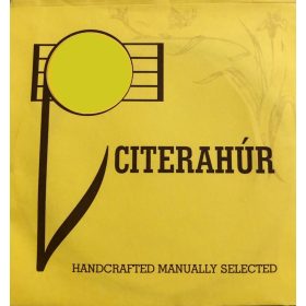 Arató citerahúr 20