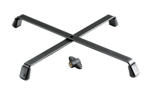 K&M hangszerállvány oboa (fém keresztláb+tüske); oboaállvány