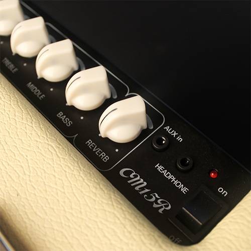 Cort CM15R-BK gitárerősítő zengetővel, gitárkombó